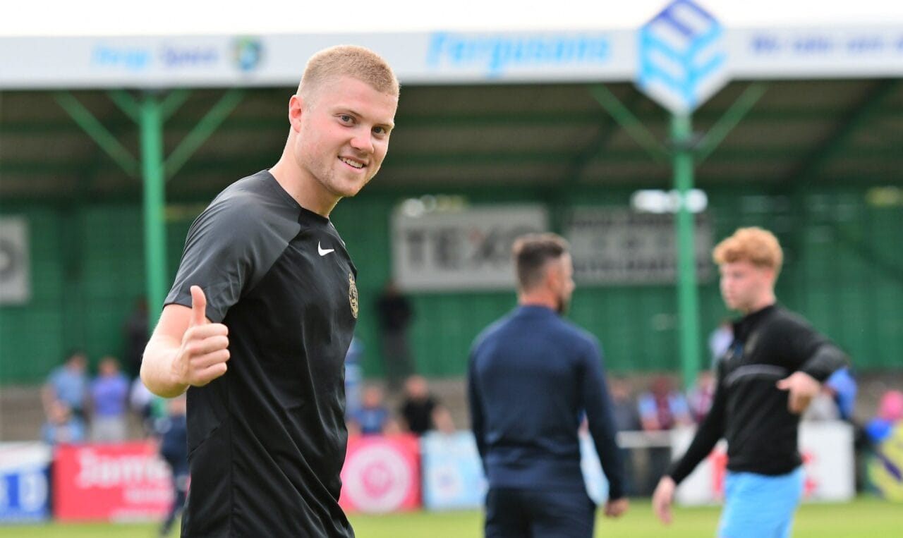 Jenkins extends Dunston loan