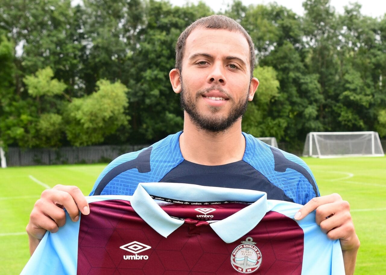 Aaron Martin aims to add experience to Mariners group