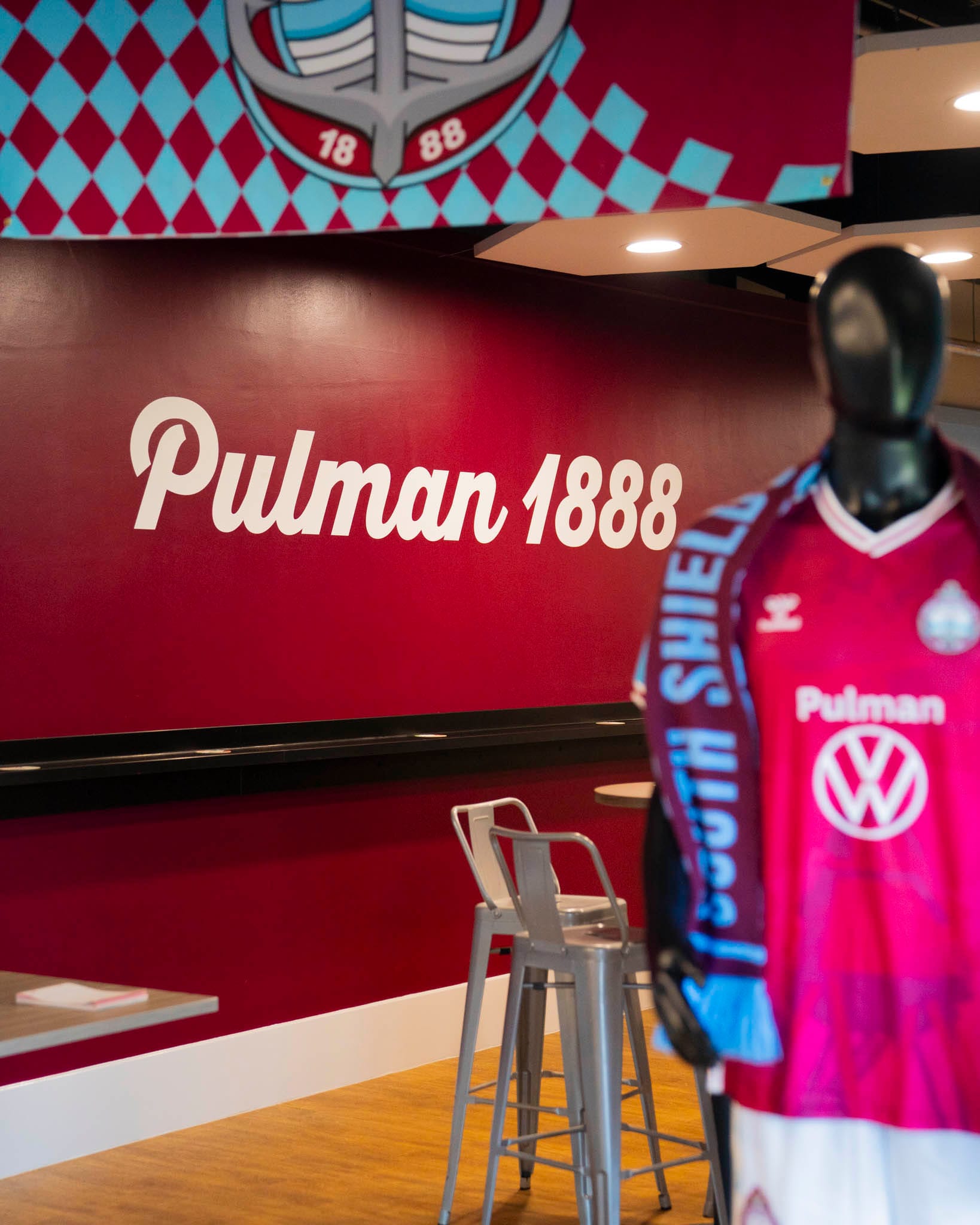 Pulman 1888 Bar Interior