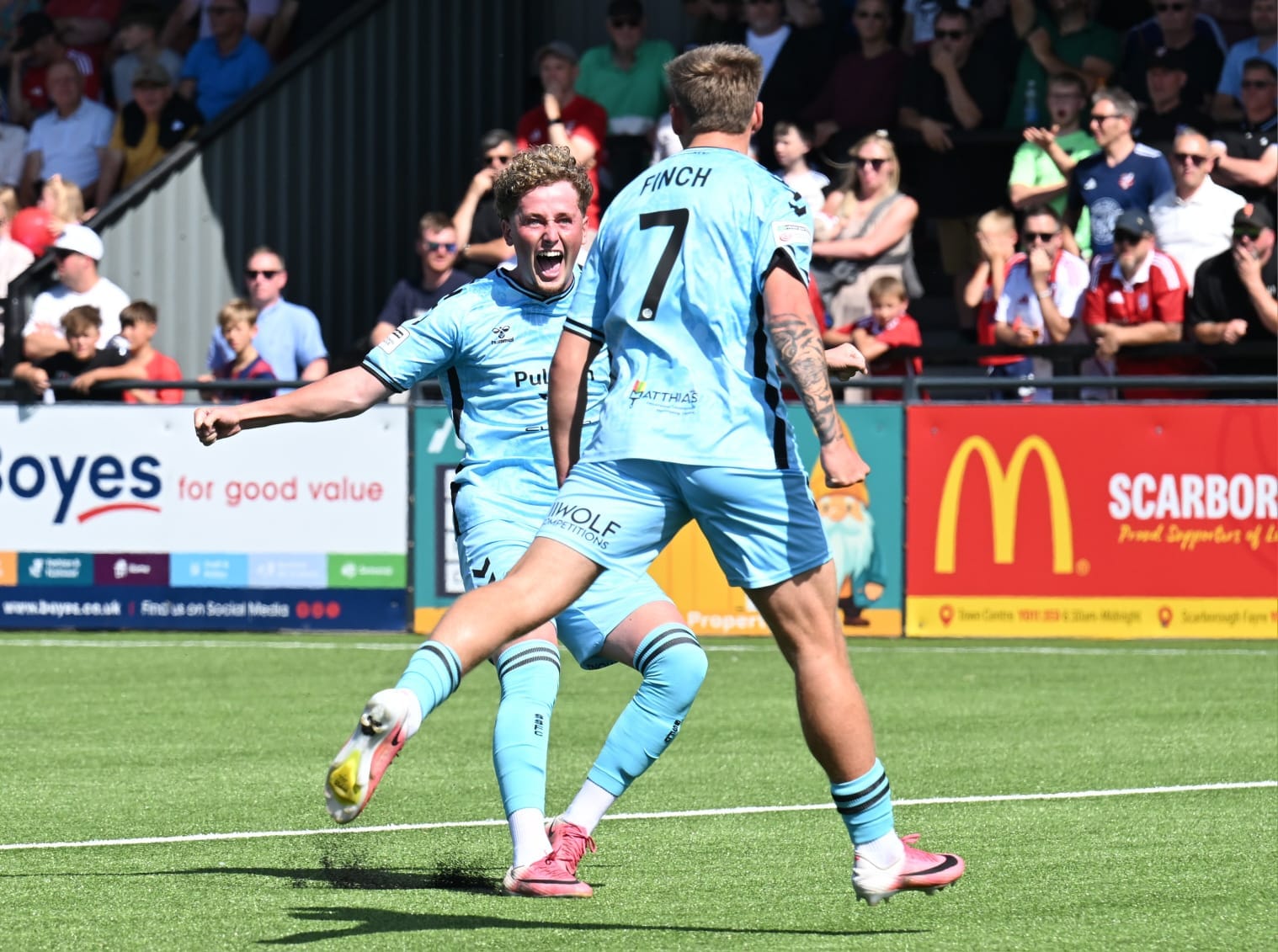 South Shields win in opening day visit to Scarborough