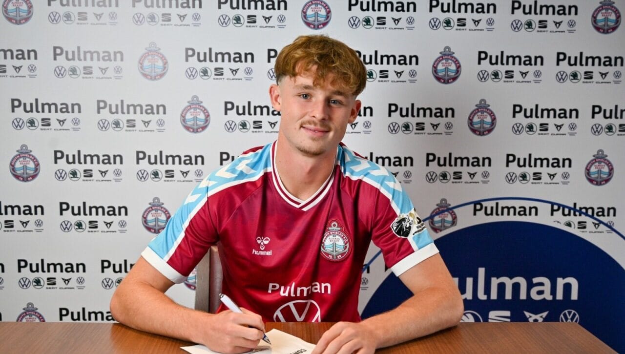 Joe Emery signs for South Shields